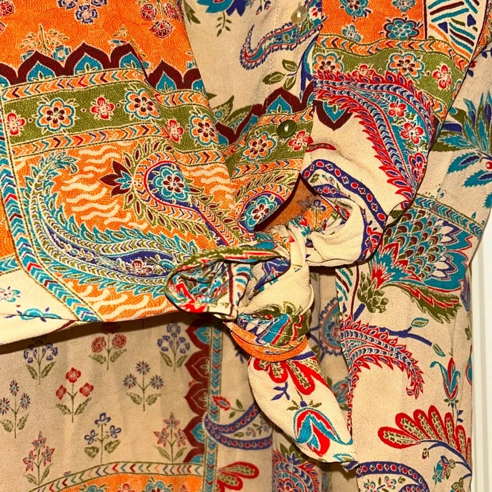 Rose & Olive Paisley Button-Up Shirt M Orange Boho Tie Knot Colorful Floral
